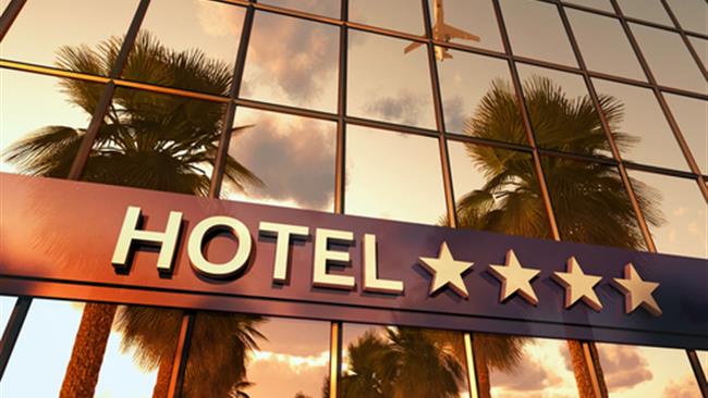 بعد از رفع تحریم‌ها علیه ایران و برداشته شدن محدودیت‌های اقتصادی، رونق به صنعت گردشگری ایران بازگشته است تا جایی‌که هتل‌های بین‌المللی تصمیم دارند در سواحل این کشور شعبه‌های جدید خود را تاسیس کنند.