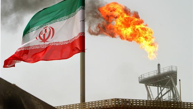 بر اساس گزارش بلومبرگ ایران تلاش‌های خود را برای جذب سرمایه‌گذاری‌های خارجی در صنعت انرژی دو برابر کرده‌است.