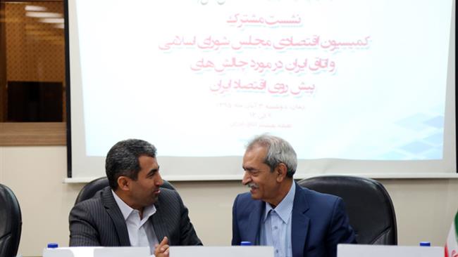 محمدرضا پورابراهیمی، رئیس کمیسیون اقتصادی مجلس، تعامل سازنده بین اتاق و مجلس را قدمی موثر در پیشرفت امور اقتصادی کشور دانست