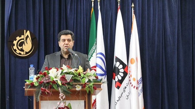 اولین نمایشگاه فرصت‌های سرمایه‌گذاری استان خوزستان در اهواز با حضور حسین سلاح ورزی، نایب رئیس اتاق ایران، افتتاح شد.