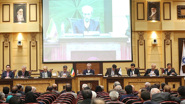 نوزدهمین نشست دوره هشتم هیات نمایندگان اتاق ایران، در ساختمان اتاق ایران برگزار شد.