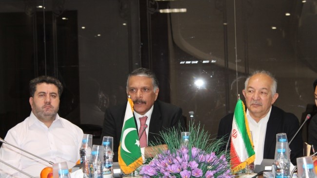 هیات تجاری کشور پاکستان به سرپرستی مشاور ارشد اتاق مشترک ایران و پاکستان با فعالان اقتصادی اتاق مشهد دیدار و گفت‌وگو کرد.