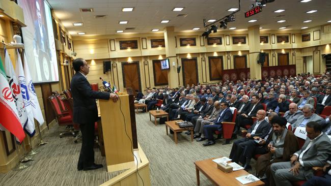 نشست بخش خصوصی با نمایندگان مجلس دهم به میزبانی اتاق ایران برگزار شد.