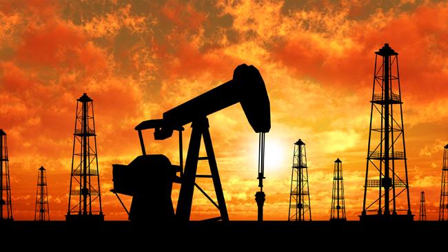 گزارش سی‌ان‌بی‌سی نشان می‌دهد دلار روندی نزولی را در پیش گرفته و این مسئله می‌تواند روی قیمت نفت تأثیر مثبتی بر جای بگذارد.