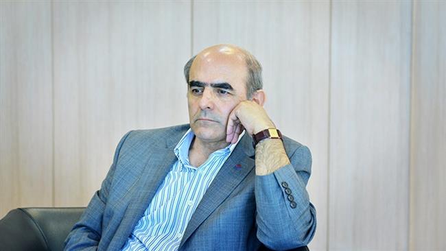 پدیدار، رئیس انجمن سازندگان تجهیزات نفت ایران می‌گوید: دولت حدود یک‌سوم از بدهی‌های خود را به پیمانکاران و سازندگان طرح‌های توسعه‌ای و عمرانی پرداخت می‌کند.