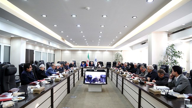 اعضای کمیسیون کشاورزی اتاق بازرگانی، صنایع، معادن و کشاورزی ایران بر لزوم بررسی مصرف محصولات تراریخته بصورت علمی و ارائه گزارش آن به مردم تاکید کردند.