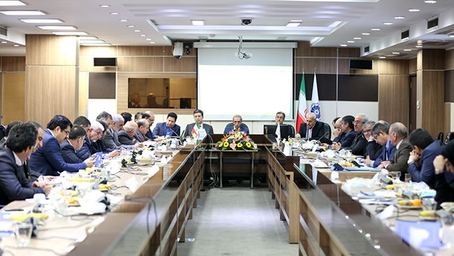 تازه‌ترین نشست شورای روسای اتاق‌های سراسر کشور با حضور هیات رئیسه اتاق ایران برگزار شد.