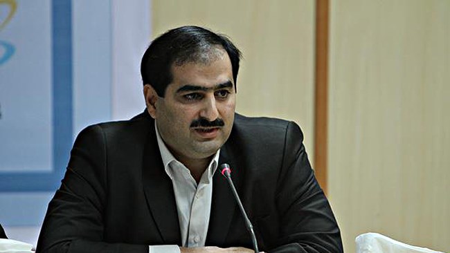 محمدرضا طلایی، رئیس کمیسیون فناوری اطلاعات و ارتباطات اتاق ایران می گوید: انحصار در بازار خدمات تلفن همراه و ثابت دلیل خدمات ضعیف و عدم پاسخگویی در برابر اختلالات است.