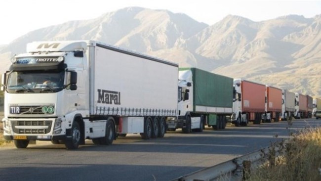 دولت ترکمنستان در پی بستن مرزهای خود به روی کامیون‌های ایرانی و افزایش عوارض تردد آنها بدون هماهنگی با دولت ایران، چالش‌های جدی برای صادرات ایران و کشورهای آسیای میانه به وجود آورده است.