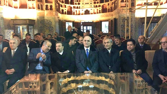شاهین مصطفی‌اف وزیر اقتصاد و صنعت آذربایجان در صدر یک هیات اقتصادی60 نفره از کنفدراسیون کارفرمایان این کشور امروز به اردبیل سفر کرد.