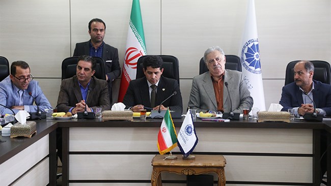 اعضای کمیسیون گردشگری، اقتصاد ورزش و اقتصاد هنر اتاق ایران در نخستین نشست خود در سال 96، تشکیل «کمیته مناطق آزاد» را در این کمیسیون تصویب کردند.