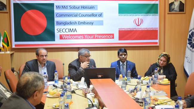 رایزن بازرگانی سفارت بنگلادش در ایران با حضور در اتاق سمنان، با فعالان بخش خصوصی این استان دیدار و گفت‌وگو کرد.