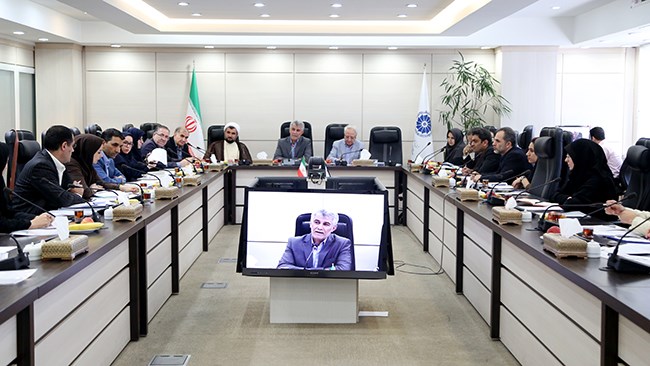 آیین‌نامه اجرایی کمیته تجارت کالاها و خدمات حلال با حضور اعضا به تصویب رسید. در این جلسه مقرر شد اولین کنفرانس بین‌المللی حلال نیز به حمایت اعضا و تشکل‌های بخش خصوصی برگزار شود.
