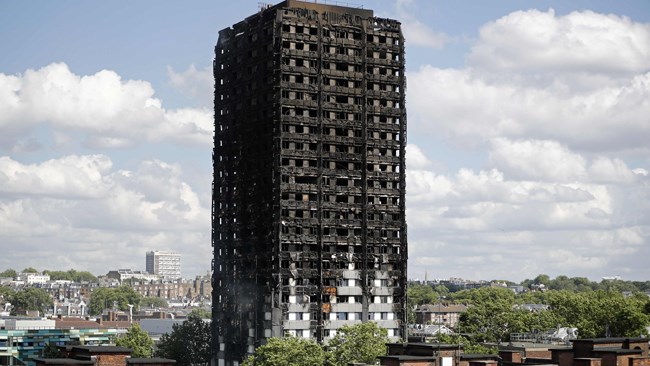 پنج روز پس از آتش‌سوزی برج گرنفل، پوسته تکیده و سیاه این ساختمان 24طبقه در غرب شهر لندن به نماد شکاف میان فقیر و غنی در جامعه انگلیس تبدیل شده است.