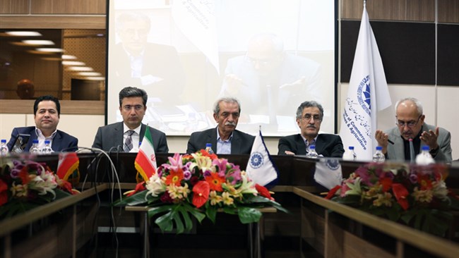رئیس اتاق ایران از تداوم برگزاری نشست روسای اتاق‌های کشور با استانداران خبر داد.