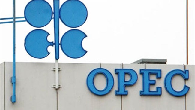 قیمت نفت روز سه‌شنبه تحت تاثیر عواملی از جمله ادامه کاهش تولید اوپک اندکی افزایش یافت.
