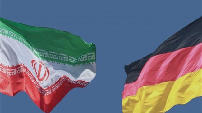 طبق اظهارنظر مقامات آلمانی، با وجود خطر تحریم‌های آمریکا، 6 بانک از مجموعه فولکس بانک‌های آلمان به تأمین اعتبار شرکت‌های صادرکننده به ایران ادامه می‌دهند.