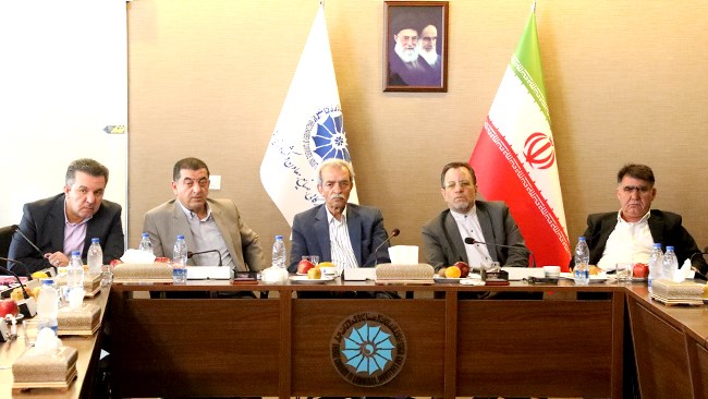 نخستین نشست هیات نمایندگان اتاق‌ها بر اساس منطقه‌بندی 9گانه‌ای که با هدف توسعه منطقه‌ای کشور تدوین شده است، بین اعضای اتاق‌های منطقه 5 کشور شامل اتاق بوشهر، کهکیلویه و بویراحمد و فارس در اتاق شیراز برگزار شد.