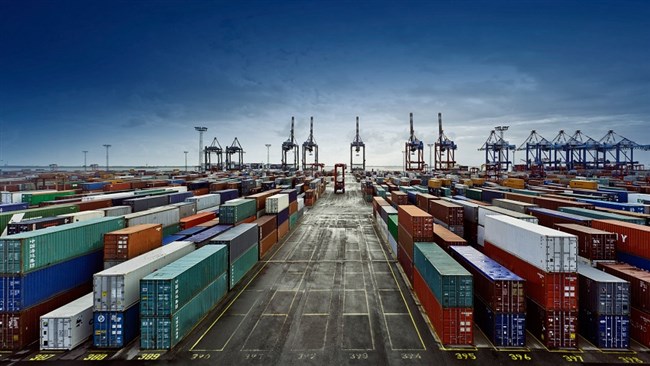 گزارش منتشر شده از سوی گمرک ایران، حاکی از آن است که تراز تجارت خارجی کشورمان در سه ماهه نخست با 365 میلیون دلار مازاد تراز تجاری همراه شده و صادرات غیرنفتی کشورمان 15.58درصد افزایش یافت.
