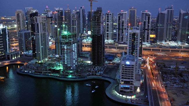 گزارش جدید مجمع جهانی اقتصاد از وضعیت رقابت‌پذیری کشورهای عربی حاکی از این است که امارات همچنان رقابتی‌ترین اقتصاد جهان عرب به شمار می‌رود.