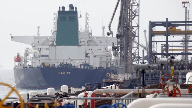 یک مقام آگاه ژاپنی اعلام کرد شرکت کوزمو ژاپن امروز بارگیری اولین محموله نفتی خریداری شده از ایران را آغاز کرده است.