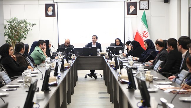مجلس شورای اسلامی در حال تکمیل طرحی برای جلوگیری از تکرار قطعی یک‌باره اینترنت در کشور است و در این رابطه از اعضای کمیسیون فناوری اطلاعات و ارتباطات اتاق ایران خواست تا نظرات خود را در اختیار نمایندگان مجلس قرار دهند.