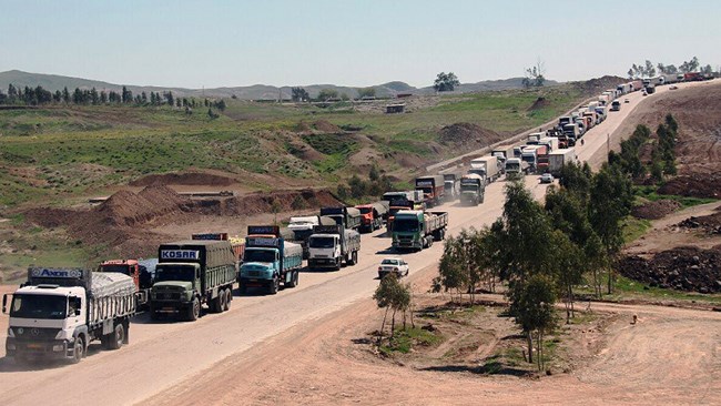مسئولان گمرکات بازرگان ایران و گوربلاغ ترکیه در نشست اخیر خود برای تسهیل تردد خودروها در مرز دو کشور و پذیرش روزانه 450 دستگاه کامیون توافق کردند.
