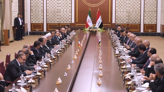 عادل عبدالمهدی نخست وزیر عراق عصر سه‌شنبه در نشست مشترک هیأت‌های عالی‌رتبه ایران و عراق بر آماده بودن فضا برای حضور فعالان بخش خصوصی در پروژه‌های عراق تاکید کرد: از حضور سرمایه‌گذاران ایرانی در عرصه‌های مختلف سرمایه‌گذاری در عراق استقبال می‌کنیم.