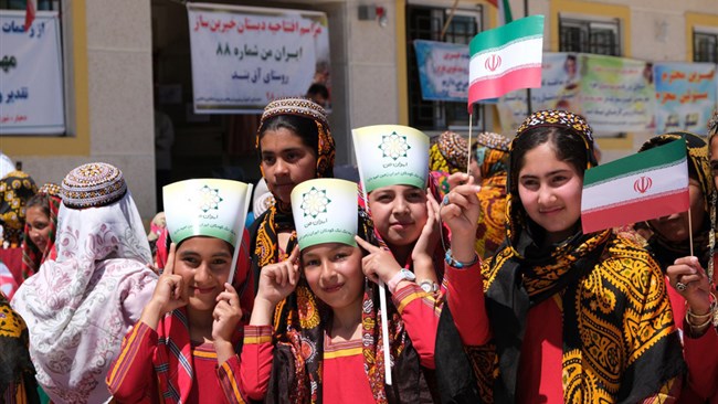 سه مدرسه ابتدایی پویش «ایران من» با حمایت فعالان بخش خصوصی طی روزهای ۱۱ و ۱۲ اردیبهشت ۱۳۹۸ در روستاهای استان گلستان افتتاح شد.