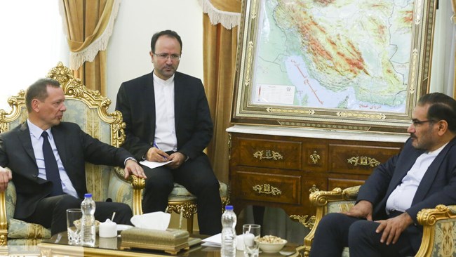 دبیر شورای عالی امنیت ملی، اجرای برنامه کاهش مرحله به مرحله تعهدات هسته‌ای را راهبرد غیر قابل تغییر ایران برشمرد .