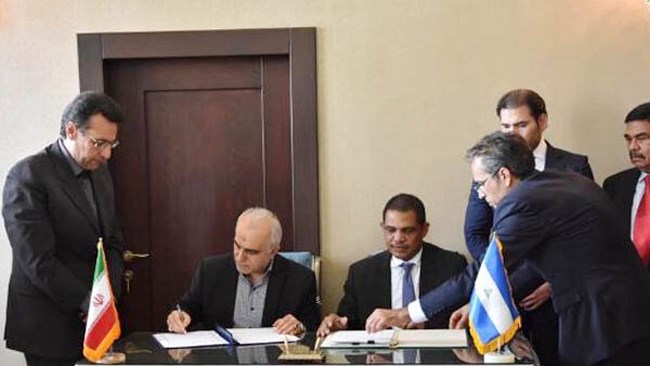 طی دیدار وزیر امور اقتصادی و دارایی کشورمان با وزیر دارایی و اعتبارات دولتی نیکاراگوئه، موافقتنامه سرمایه گذاری مشترک دو کشور به امضا رسید.