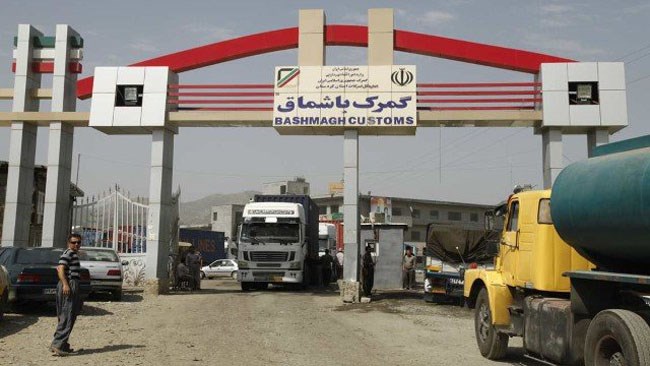 مدیرکل دفتر ترانزیت سازمان راهداری گفت: کلیه مرزهای بازرگانی و تجاری ما با عراق و همچنین تردد مسافری با اقلیم کردستان عراق باز است.