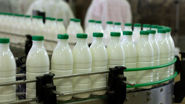 دبیر ستاد تنظیم بازار می‌گوید: سازمان توسعه تجارت مکلف شده به‌فوریت ممنوعیت صادرات خامه را به مرحله اجرا بگذارد و برای صادرات شیر خشک و محصولات لبنی نیز عوارض وضع کند.