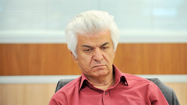 رئیس کمیسیون بهبود محیط کسب‌وکار اتاق تهران پیشنهاد آزاد شدن نرخ ارز را مطرح کرده و معتقد است یارانه ویژه‌ای برای برخی از کالاها در راستای حمایت از اقشار ضعیف جامعه اعطا شود.