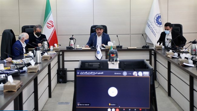در نشست کمیسیون انرژی اتاق ایران، حمیدرضا صالحی از ماموریت‌های کمیسیون در حوزه‌ بودجه، سیاست‌های کلان انرژی و برنامه هفتم توسعه گفت و مسائل و مشکلات جایگاه‌داران نیز بررسی شد.
