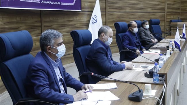 رئیس اتاق بجنورد در آخرین نشست شورای گفت‌وگوی استان خراسان شمالی، آسان‌سازی روند دریافت مجوز‌های مورد نیاز برای سرمایه‌گذاری را خواستار شد.