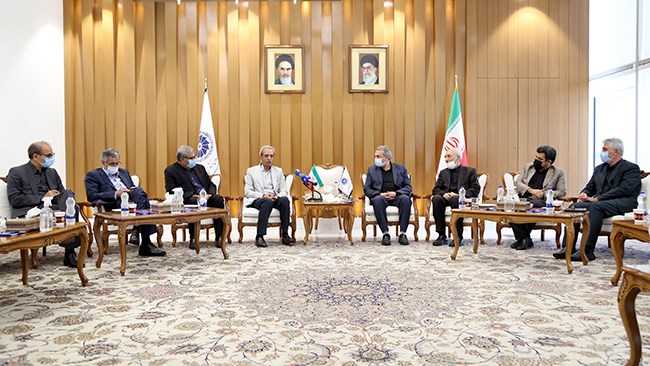 در دیدار فاطمی امین با هیئت رئیسه اتاق ایران، دیدگاه مشترکی میان وزیر پیشنهادی و نمایندگان بلندپایه بخش خصوصی ایجاد شد و راهبردهای همکاری نیز مورد توافق قرار گرفت.