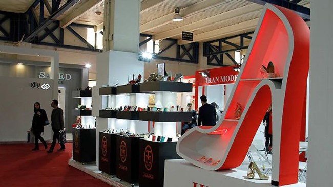 نهمین دوره نمایشگاه بین‌المللی صنعت کفش، کیف، چرم، ماشین‌آلات و صنایع مرتبط با عنوان امپکس از 19 تا 22 دی در محل دائمی نمایشگاه‌‌های بین‌المللی تهران برگزار می‌شود.