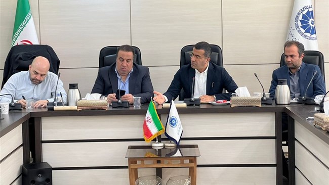 روسا و اولویت‌های کارگروه‌های 6گانه کمیسیون معدن و صنایع معدنی اتاق ایران با حضور هیات رئیسه و اعضای این کمیسیون و نمایندگانی از دستگاه‌های مرتبط مشخص شدند.