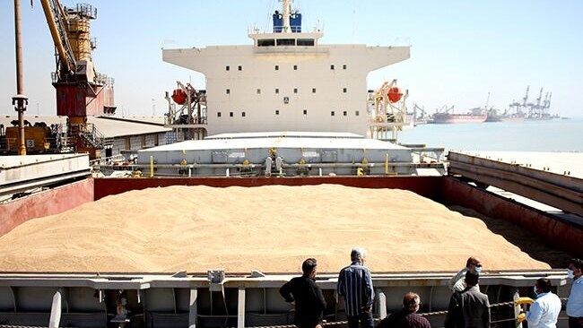 طبق اعلام شرکت کشتیرانی، در دیدار وزیر خارجه ایران با رئیس کمیته امور بین‌الملل دومای دولتی روسیه قرار شده یک قطب حمل‌و‌نقل برای صادرات غلات روسیه در ایران ایجاد شود.
