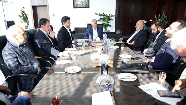 رئیس اتاق ایران با تاکید بر جایگاه تشکل‌ها در اقتصاد، اتاق ایران را تشکل تشکل‌ها معرفی کرد که اصلی‌ترین ماموریتش، افزایش سطح اثرگذاری بخش خصوصی در تصمیم‌گیری‌هاست.