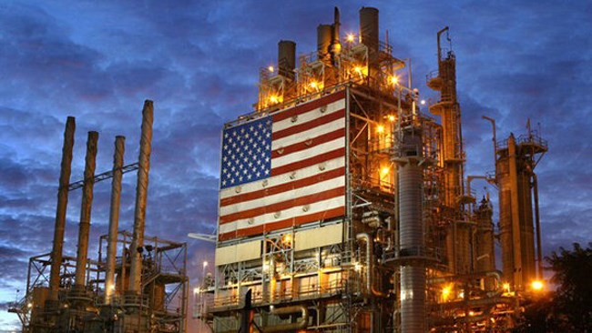 دولت آمریکا پیش‌بینی کرده است که تولید نفت خام و گاز طبیعی این کشور علی‌رغم نگرانی‌های فزاینده مبنی بر اینکه انقلاب شیل که به رونق انرژی این کشور دامن زد به پایان خود رسیده، به رکورد جدیدی دست خواهد یافت.