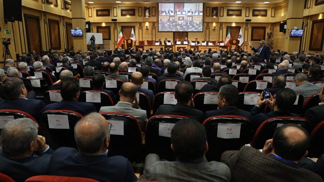 نشست فوق‌العاده هیات نمایندگان اتاق بازرگانی، صنایع، معادن و کشاورزی ایران برای انتخاب رئیس پارلمان بخش خصوصی آغاز شد.