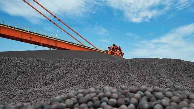 هیات دولت در مصوبه‌ای عوارض مرتبط با صادرات زنجیره فولاد را به‌جز در دو محصول سنگ‌آهن مگنتیت و آهن اسفنجی اصلاح کرد.