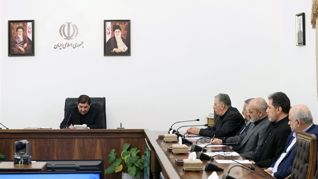 رئیس اتاق ایران، در نشست هیات رئیسه اتاق ایران با معاون اول رئیس‌جمهوری، بر ضرورت استفاده از ظرفیت‌های بخش خصوصی برای تحقق شعار سال تأکید کرد.