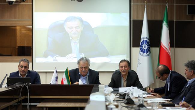 به باور کمیسیون گردشگری اتاق ایران، کشور می‌تواند با بهره‌گیری بهتر از ظرفیت، سرمایه طبیعی و توانمندی‌ها، درآمدهای خود را از همه حوزه‌های گردشگری افزایش دهد. این راهی است که همه کشورها در طول چند سال اخیر پیش گرفته و موفق بوده اند.