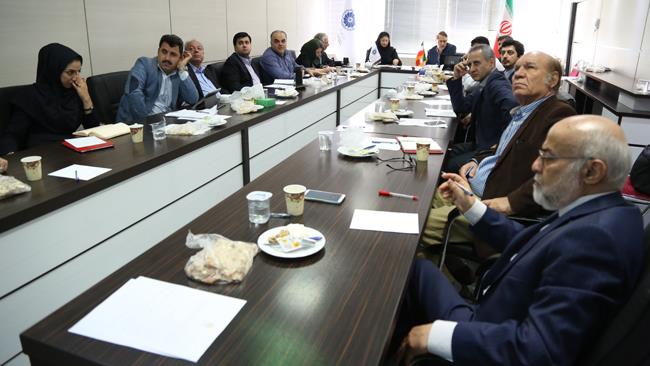 کمیسیون رقابت، خصوصی‌سازی و سلامت اداری اتاق ایران در نشست تخصصی خود در دو بخش، «نقش بخش خصوصی در سلامت ادارای و مبارزه با فساد» و «محیط مالی و رقابت‌پذیری» را بررسی کردند.
