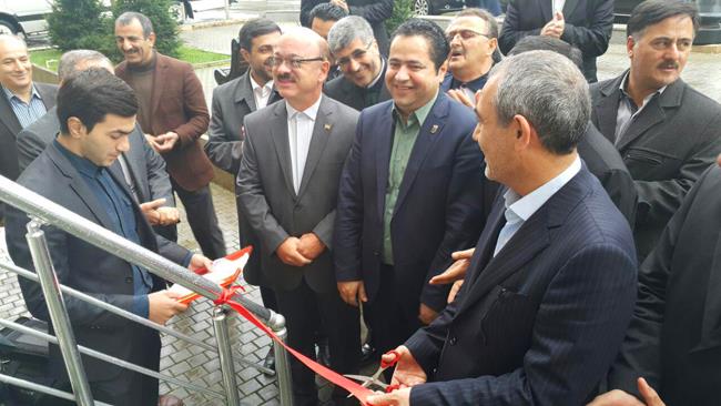 مرکز تجاری ایران با حضور هیات سیاسی-اقتصادی استان اردبیل در منطقه گنجلیک باکو افتتاح شد.