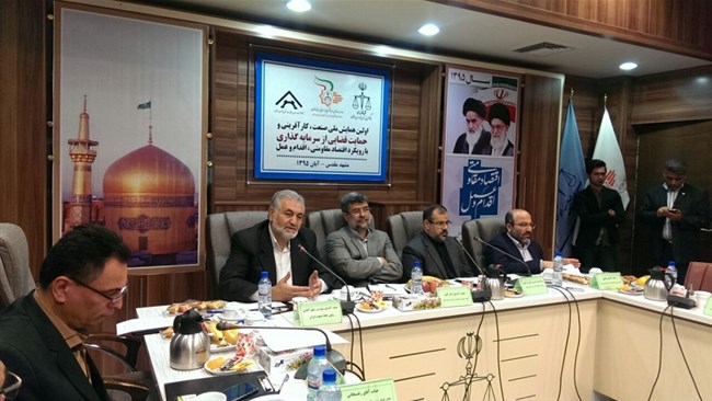 رییس اتاق اصفهان گفت: کجای دنیا مالیات در شرایط رکود افزایش می یابد؟