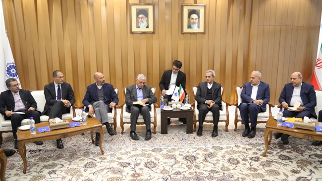به گفته غلامحسین شافعی، رئیس اتاق ایران، بخش خصوصی در همه زمینه‌ها بویژه زمینه آموزش، آمادگی لازم برای همکاری با یونیدو را دارد.
